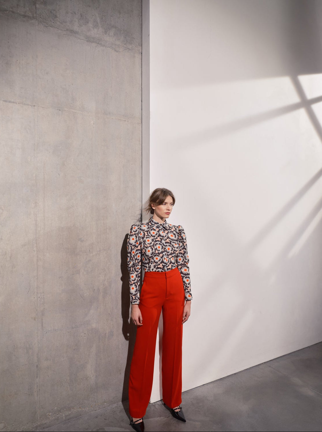 Clara Pleat Shoulder Shirt - Red Black Print